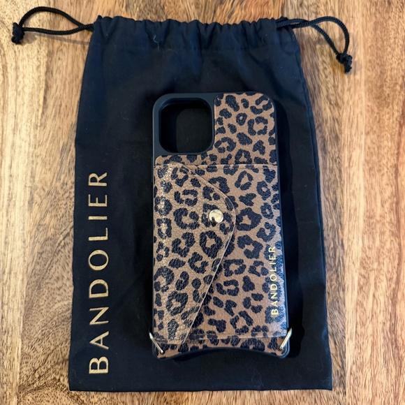 Bandolier Donna Crossbody Phone Case Leopard/Gold iPhone 11 Pro - Picture 1 of 6
